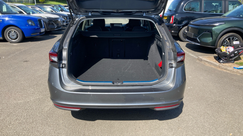 Skoda Superb 1.5 TSI iV SE Technology DSG 5dr Estate